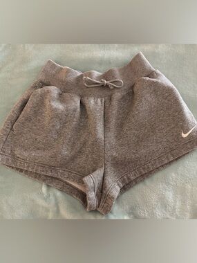Women’s Nike Phoenix Heather Gray Fleece Shorts Size Medium